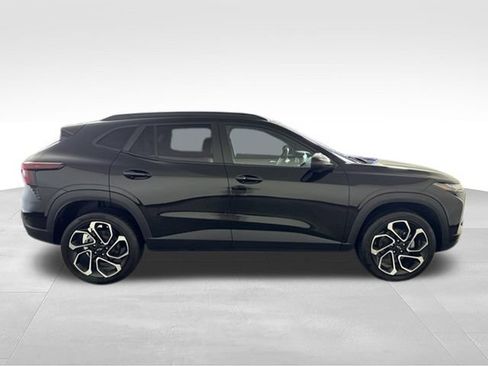 Used 2024 Chevrolet Trax RS FWD image 10