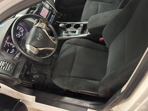 Used 2014 Nissan Altima 2.5 SV image 10