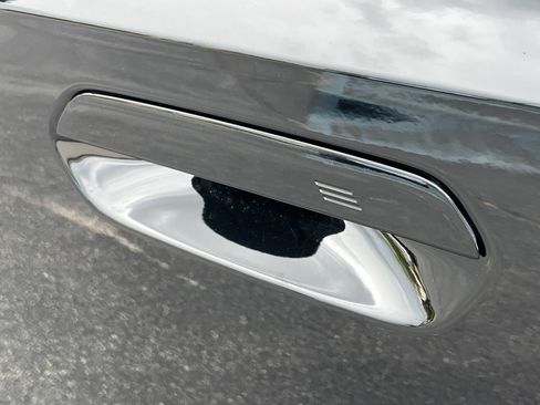 New 2025 BMW X1 xDrive28i w/ Convenience Package image 31