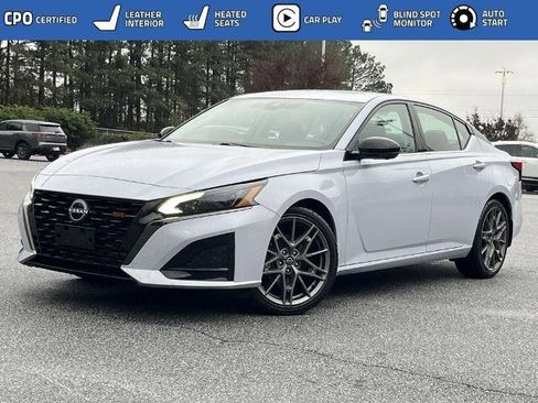 Certified 2023 Nissan Altima 2.0 SR image 1