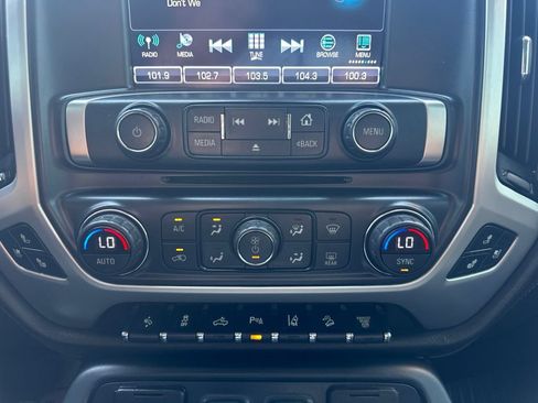 Used 2019 GMC Sierra 3500 SLT w/ Driver Alert Package AWD/4WD image 4