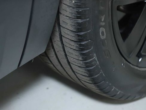 Used 2022 Volkswagen Atlas Cross Sport SE image 35