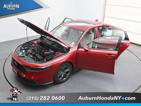 Used 2023 Honda Accord EX image 33