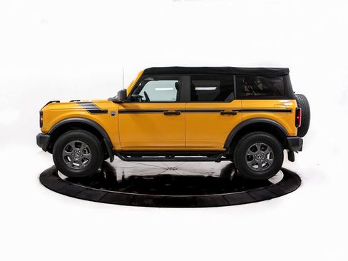 Used 2022 Ford Bronco Big Bend image 2