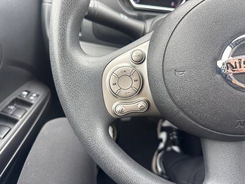 Used 2012 Nissan Versa SV w/ Convenience Pkg FWD image 33