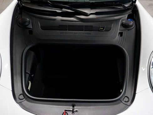 Used 2019 Porsche 911 Carrera image 17