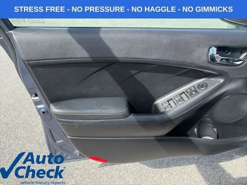 Used 2016 Kia Forte LX FWD image 9