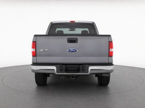 Used 2005 Ford F150 XLT RWD image 4