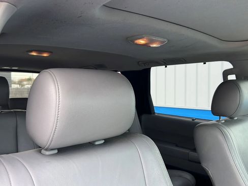 Used 2010 Toyota Sequoia Limited image 20