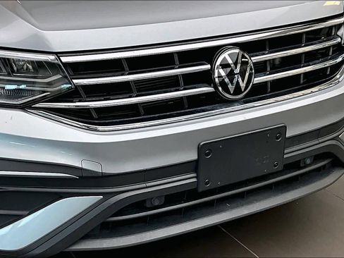 Used 2023 Volkswagen Tiguan S FWD image 30