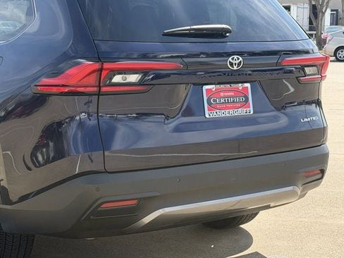 Certified 2024 Toyota Grand Highlander Limited image 6