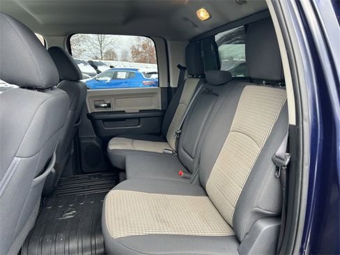 Used 2012 RAM 1500 Big Horn w/ Luxury Group image 5