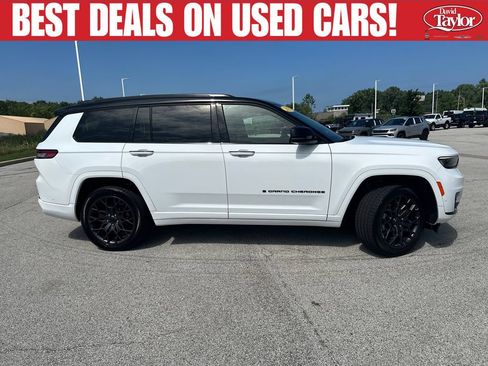 Used 2025 Jeep Grand Cherokee L Summit AWD/4WD image 2