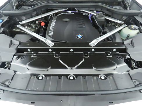 New 2026 BMW X5 sDrive40i w/ Climate Comfort Package image 30