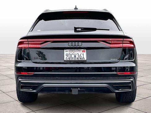 Used 2022 Audi Q8 Prestige image 7
