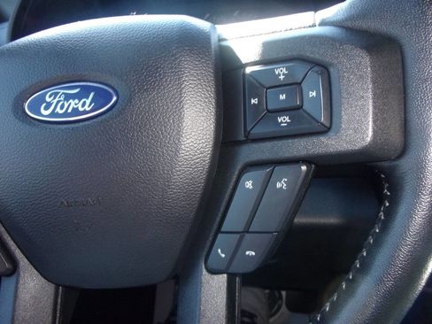 Used 2020 Ford F150 XLT w/ Equipment Group 302A Luxury AWD/4WD image 29