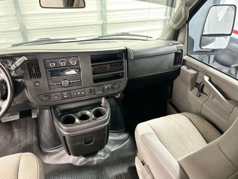 Used 2020 GMC Savana 3500 w/ Power Convenience Package image 44