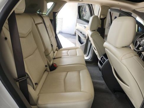 Used 2019 Cadillac XT5 Luxury image 23