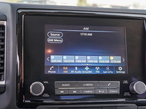 Used 2024 Nissan Frontier SV RWD image 16