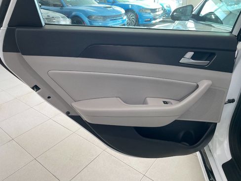 Used 2016 Hyundai Sonata Sport image 17