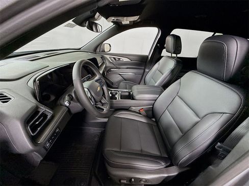 New 2026 Chevrolet Traverse LT w/ LPO, Floor Liner Package image 16