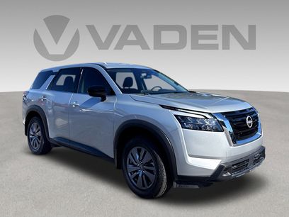 Used 2024 Nissan Pathfinder S