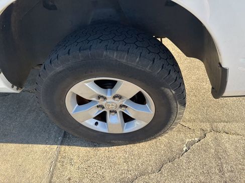 Used 2017 RAM 1500 Express image 19