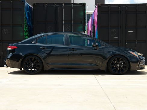 Used 2022 Toyota Corolla SE FWD image 17