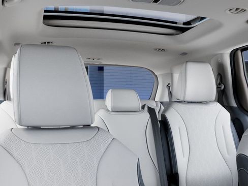 New 2026 Kia Carnival SX FWD image 27