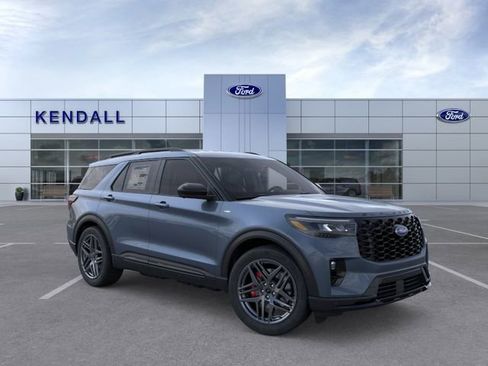 New 2026 Ford Explorer ST-Line image 7