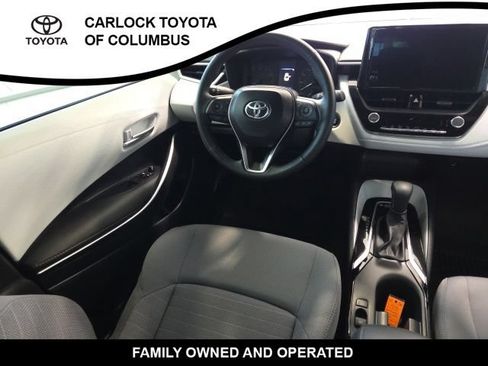 Used 2025 Toyota Corolla SE FWD image 17