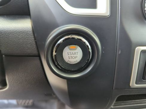 Used 2019 Nissan Titan S w/ S Utility Package RWD image 37