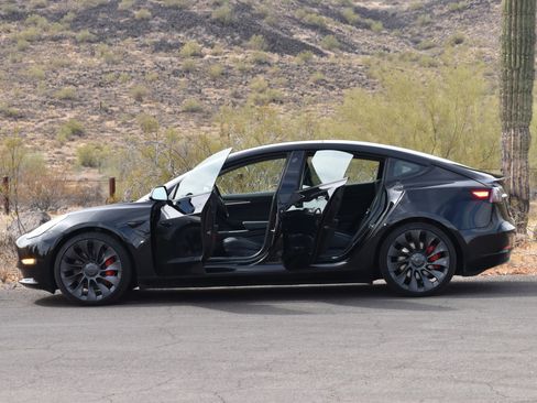Used 2022 Tesla Model 3 Performance AWD/4WD image 7