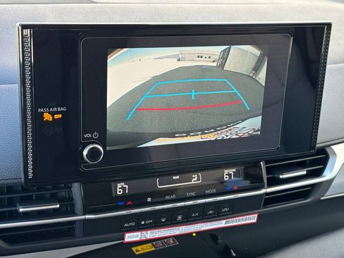 New 2026 Toyota Sienna LE image 19