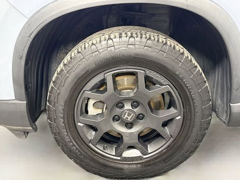 Used 2023 Honda Pilot TrailSport image 43