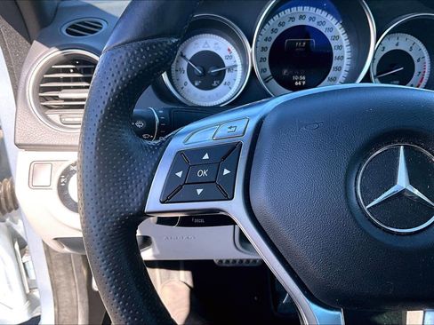 Used 2014 Mercedes-Benz C 250 Sedan image 19