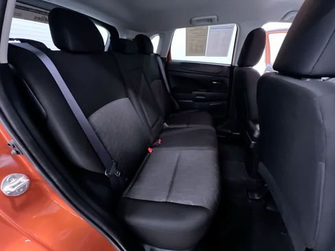 Used 2021 Mitsubishi Outlander Sport ES FWD image 36