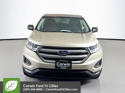 Used 2017 Ford Edge SE w/ Cargo Accessory Package image 4