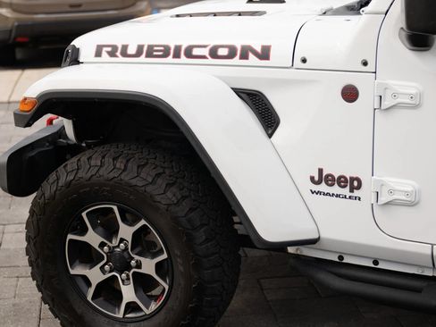 Used 2021 Jeep Wrangler Rubicon AWD/4WD image 10