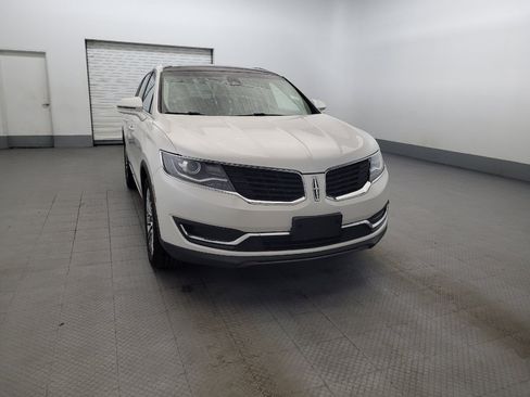 Used 2016 Lincoln MKX Reserve w/ Driver Assistance Package AWD/4WD image 14