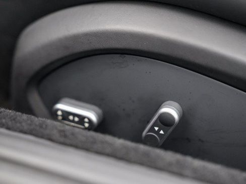 Used 2016 Ferrari California T image 43