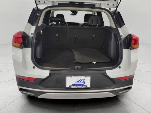 Used 2025 Buick Encore GX Preferred image 16