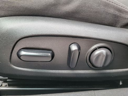 Used 2020 Chevrolet Malibu LT FWD image 9