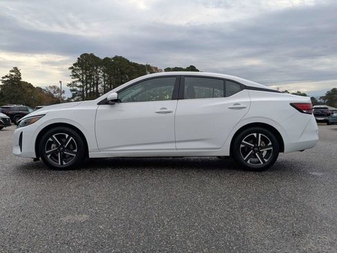 Certified 2024 Nissan Sentra SV image 7