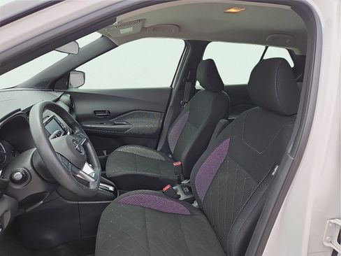 Used 2020 Nissan Kicks S FWD image 13