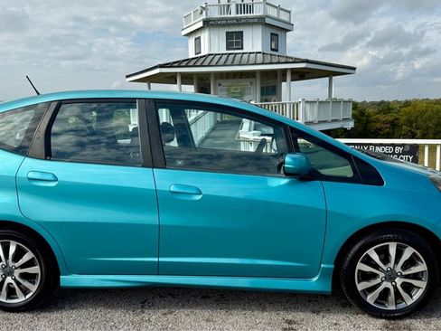 Used 2013 Honda Fit Sport image 4