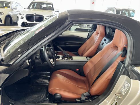 Used 2023 MAZDA MX-5 Miata Grand Touring image 16
