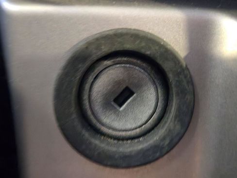 Used 2023 Ford F150 XLT RWD image 17
