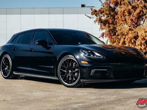Used 2018 Porsche Panamera 4S image 36