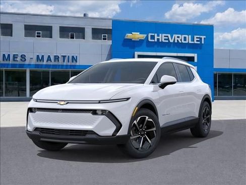 New 2026 Chevrolet Equinox EV LT FWD image 6